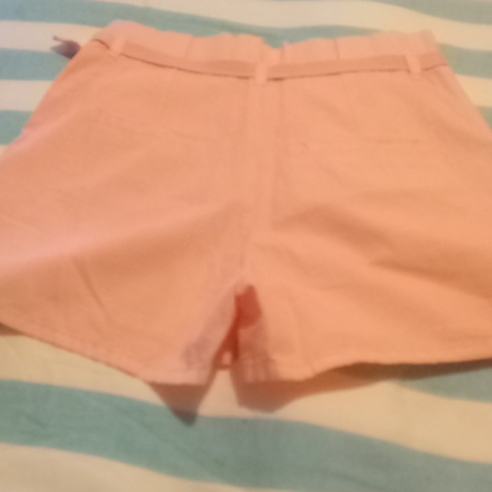 Clothes - Picture 4 of 4